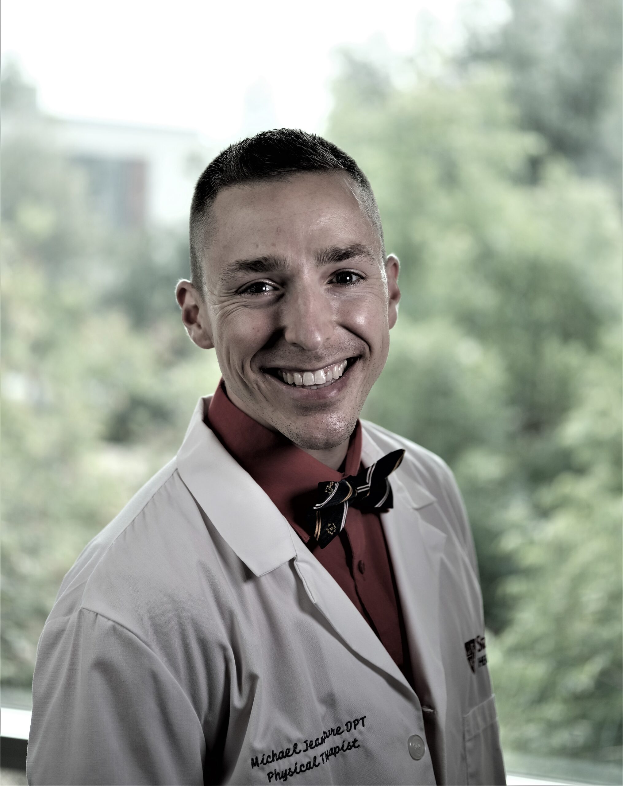 Website - Professional Photo (1)